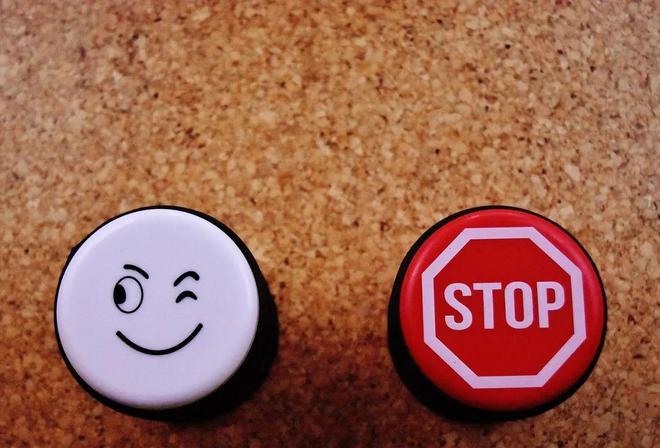 一天4次！“突发”成新闻标题滥用词