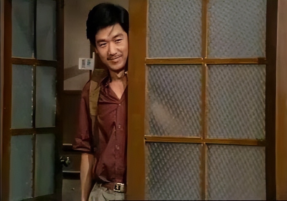 演员张国立前妻_张国立 早年经历 _ 张国立 与罗秀春 离婚内幕