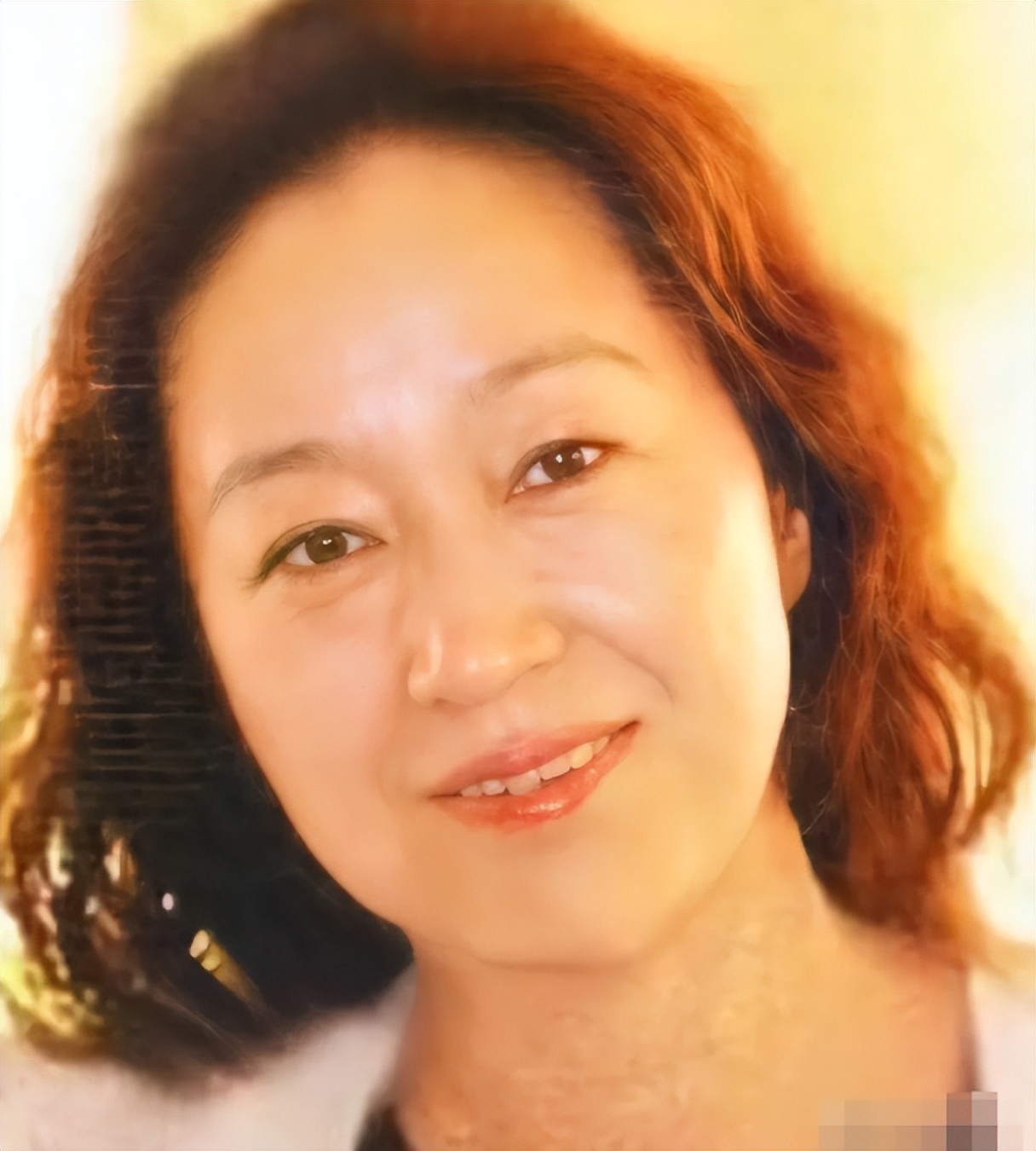 张国立 与罗秀春 离婚内幕 _演员张国立前妻_张国立 早年经历