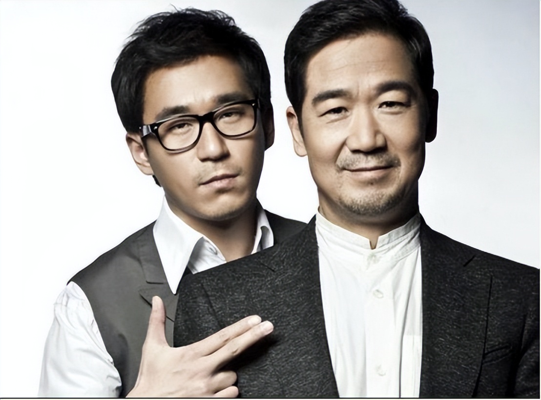 张国立前妻罗秀春_演员张国立前妻_张国立与邓婕婚姻真相