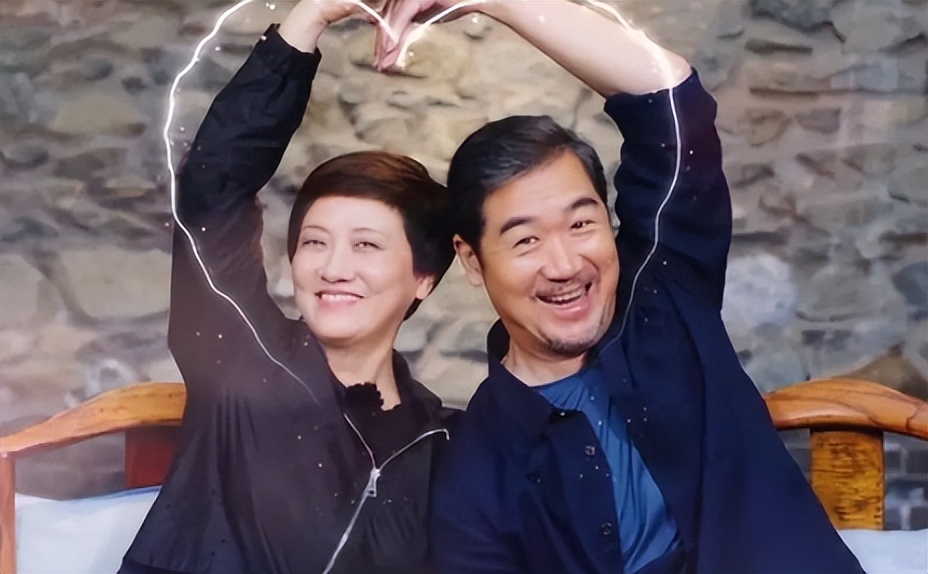 演员张国立前妻_张国立与邓婕婚姻真相_张国立前妻罗秀春