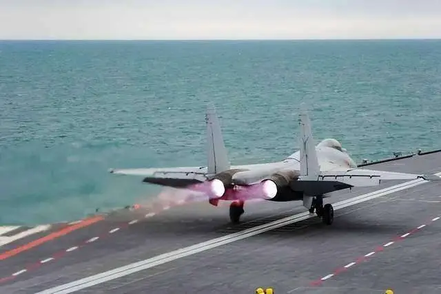 福建舰推迟公开原因分析_福建舰上的“气泡”是什么_福建舰电磁弹射试验完成时间