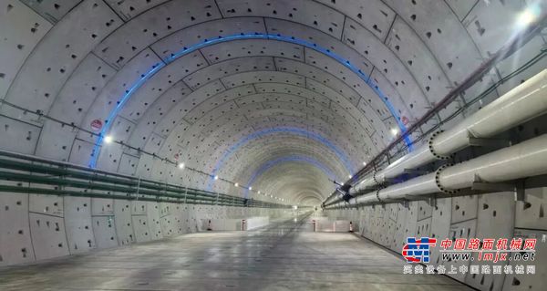 鼎力全新大、中、小全高度打孔机器人系列即将重磅登场！