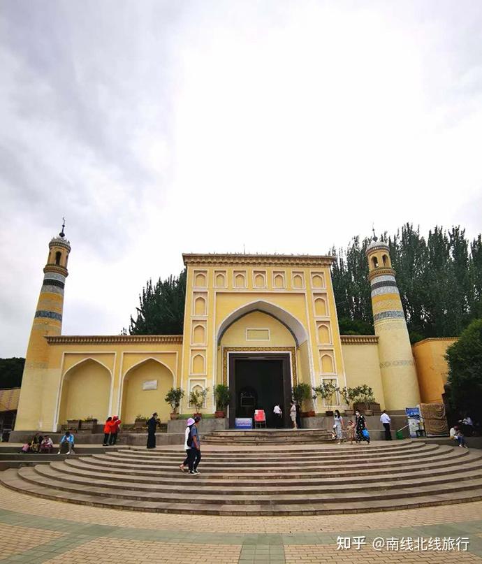 新疆南北疆旅游路线_新疆南北疆景点推荐_新疆比较大的论坛网站