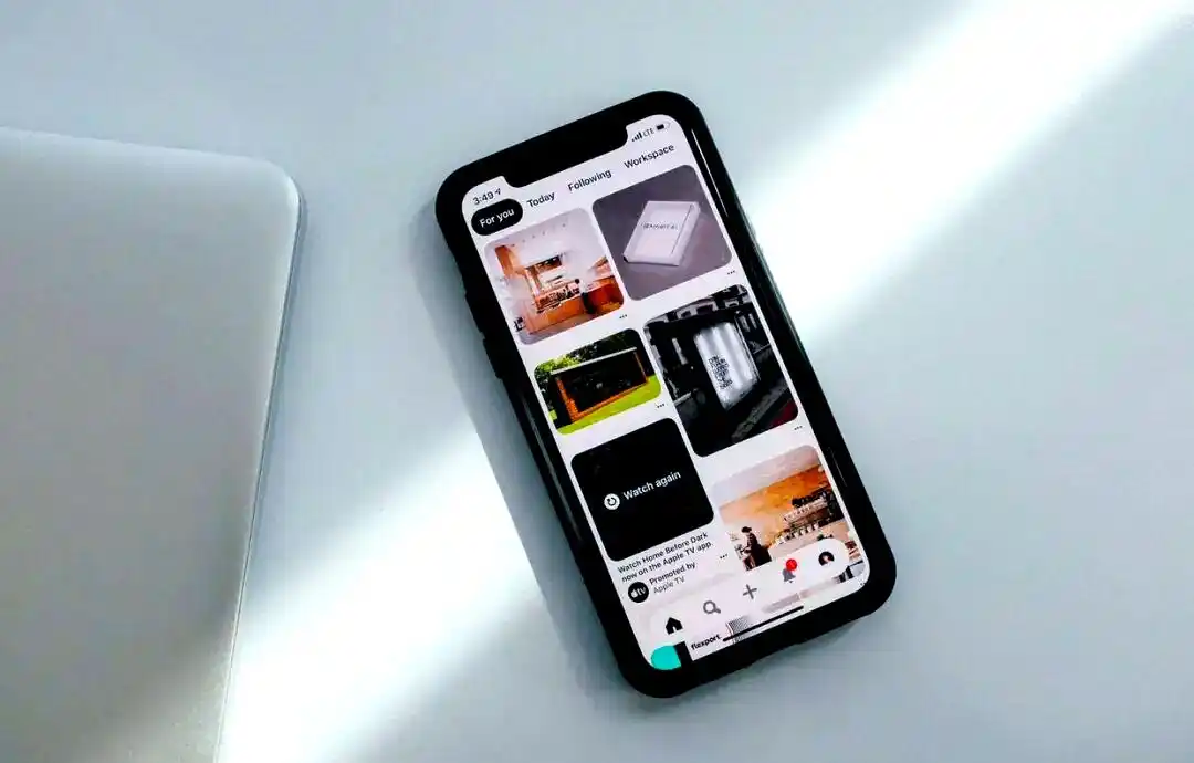 用手机怎么创造网站_手机建站教程_手机网页制作步骤