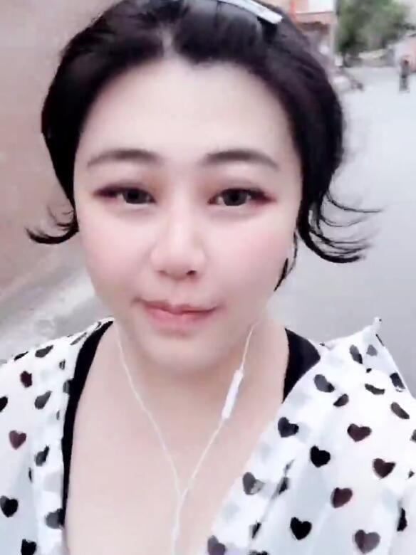 10万礼物线下见面骗局_luo_乔碧萝直播bug
