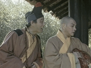 小伙模仿济公爆火 是游本昌亲传弟子_真人版少年歌行忘忧大师 游本昌 济公表演艺术家