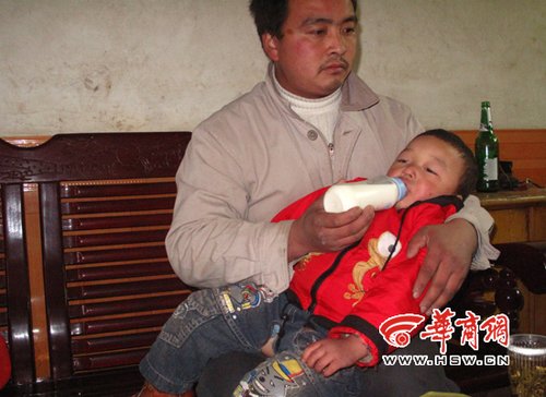 药家鑫杀人案细节_药家鑫的家庭_药家鑫撞人案