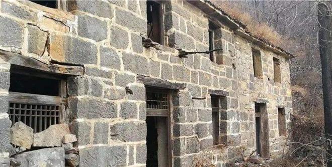 封门村 枕边鬼脸 中国第一鬼村_封鬼之邪恶的源头