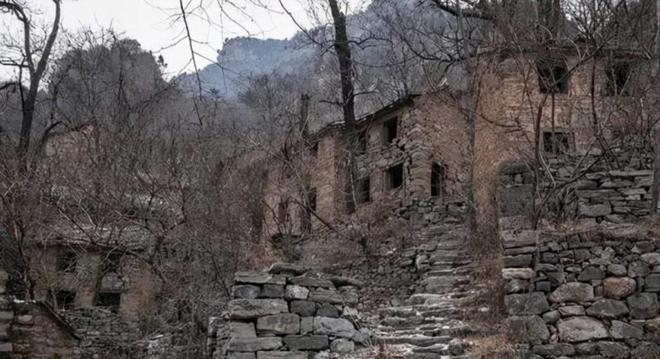 封门村 枕边鬼脸 中国第一鬼村_封鬼之邪恶的源头