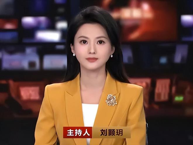 央视主持人名单及简介_cctv晚间新闻档目女主持人姓名_龙洋调岗央视综合频道