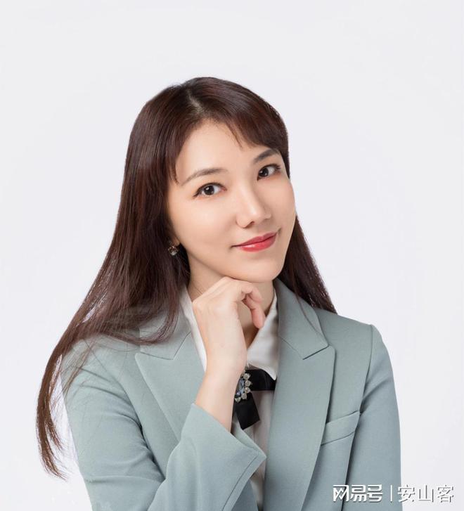 广东卫视主持人_广东广播电视台主持人_cctv晚间新闻档目女主持人姓名