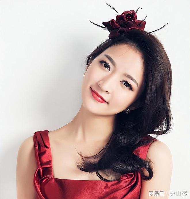 广东卫视主持人_广东广播电视台主持人_cctv晚间新闻档目女主持人姓名