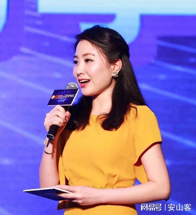 cctv晚间新闻档目女主持人姓名_广东广播电视台主持人_广东卫视主持人