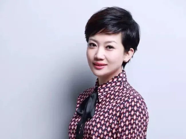 王端端梦桐李红_cctv晚间新闻档目女主持人姓名_央视四套新闻一姐候选人