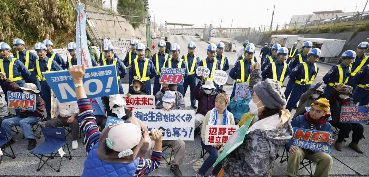 美国与日本的政治关系_日本驻美军事基地问题_特朗普重返白宫影响