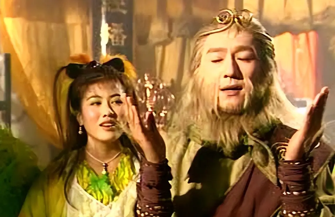 陈浩民脸部变化_陈浩民近况_56岁陈浩民现身福建街头显沧桑