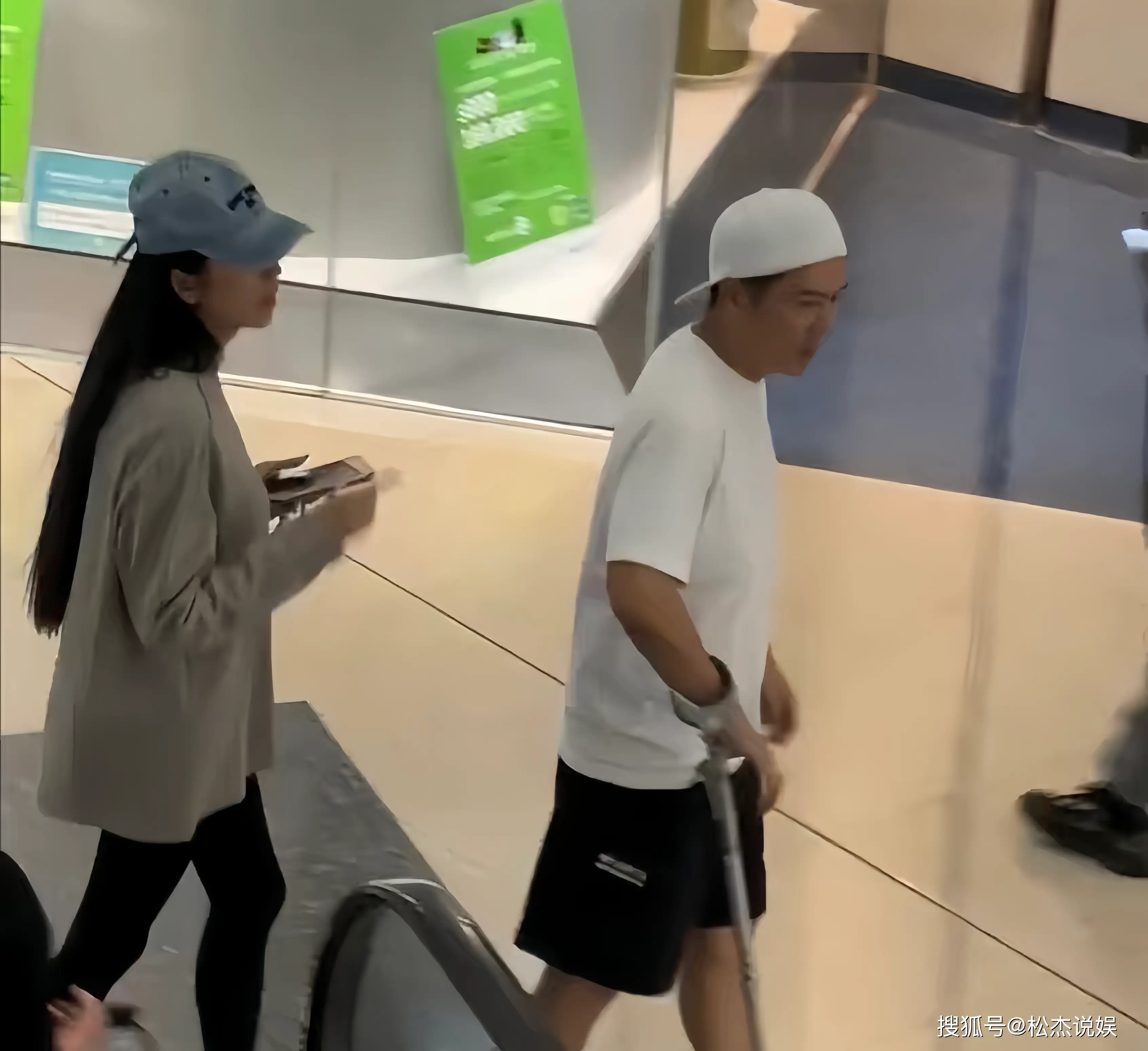 陈浩民香港街头无人认出_56岁陈浩民现身福建街头显沧桑_陈浩民近年生活状态