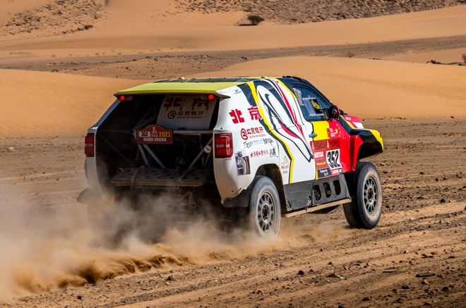 BJ40荣耀版 15万以内 硬派越野车_牧马人越野车报价