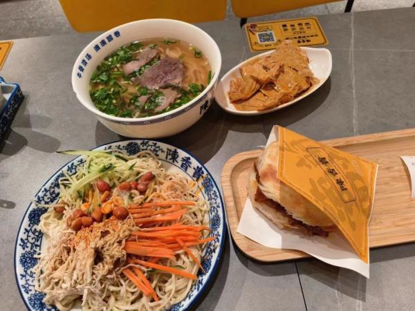 26元一碗的商场牛肉面,卖不动了