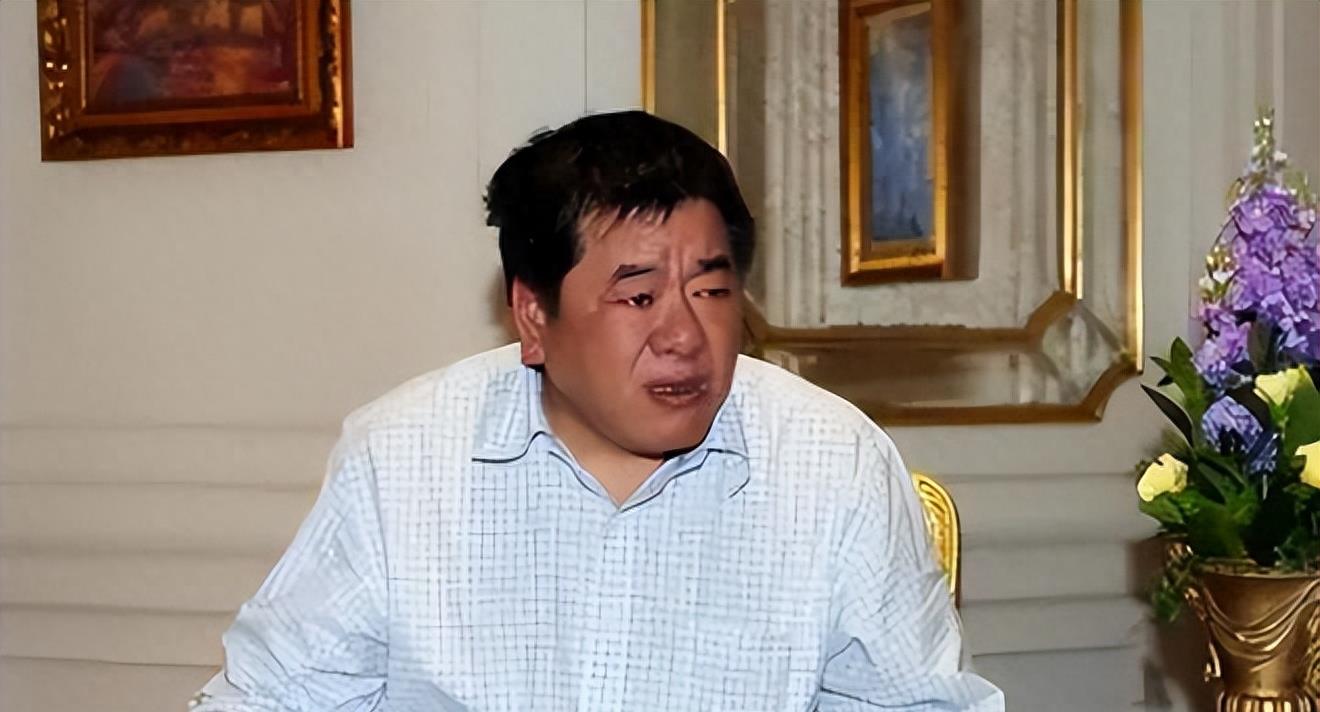 陈楚河 父亲 黑帮教父_陈楚河 演艺生涯 星探发现_陈楚河黄金单身汉吻戏