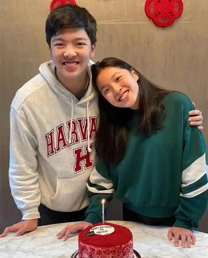 谭纪雄老婆_谭耀文 Fiona 娱乐圈婚姻忠贞