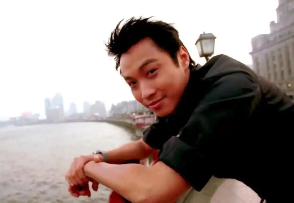 谭耀文 Fiona 娱乐圈婚姻忠贞_谭纪雄老婆