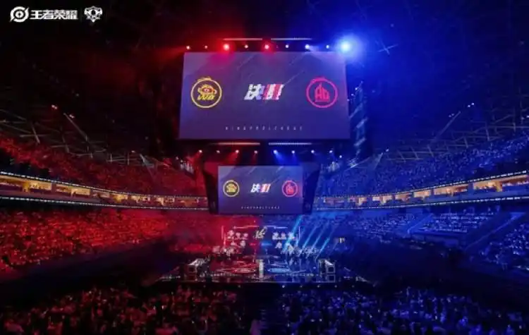 KPL五连冠成就达成，成都AG超玩会夺得2025KPL夏季赛冠军刷新队史纪录