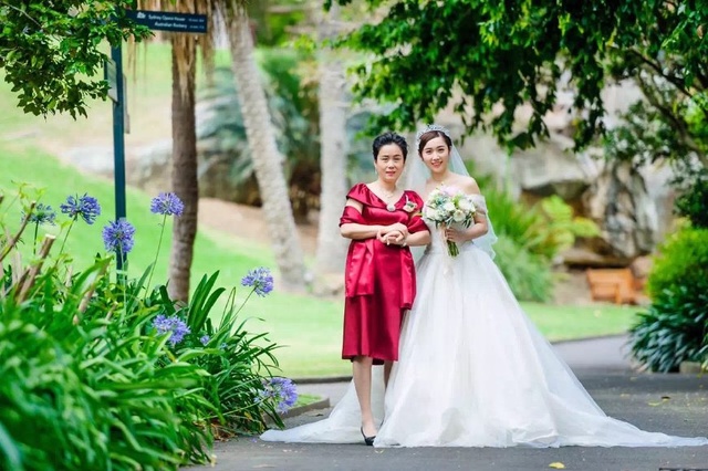 婚礼妈妈礼服推荐_新娘晚装_为妈妈挑选婚礼服装