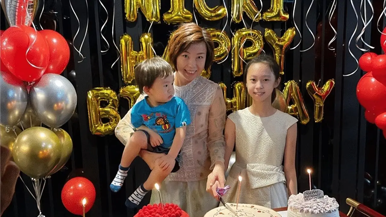 徐威 袁立 分手原因_张怡宁 袁立 恋情曝光_张怡宁老公徐威前妻