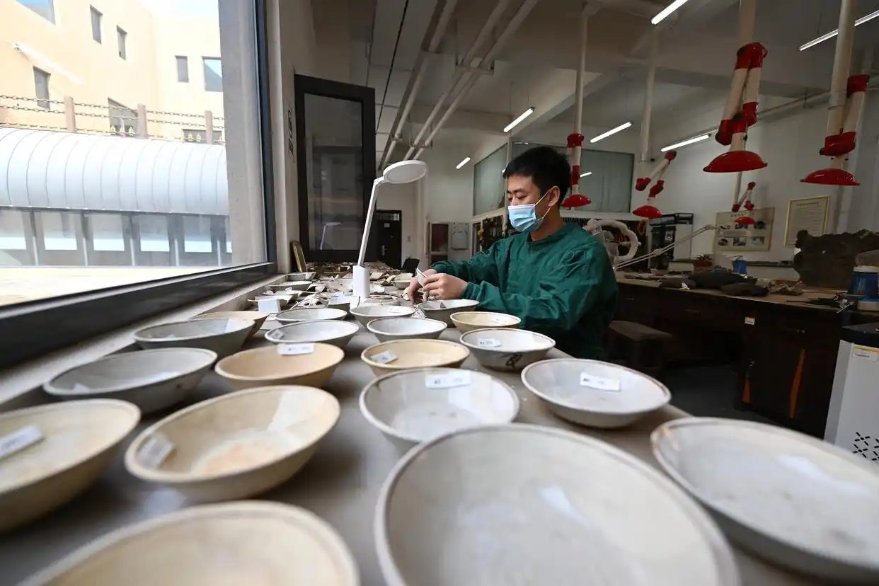 云冈大佛都被山西消防喊来上班_云冈研究院文物保护_云冈石窟保护研究