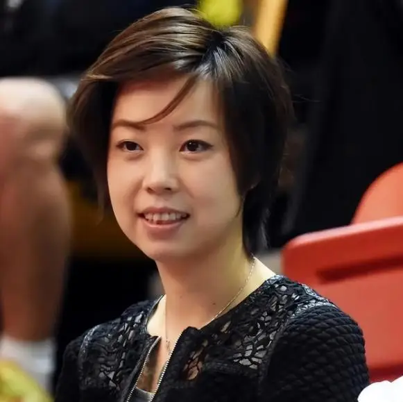 金融家徐威与乒乓球运动员张怡宁_张怡宁老公徐威前妻_徐威与袁立十二年的恋情