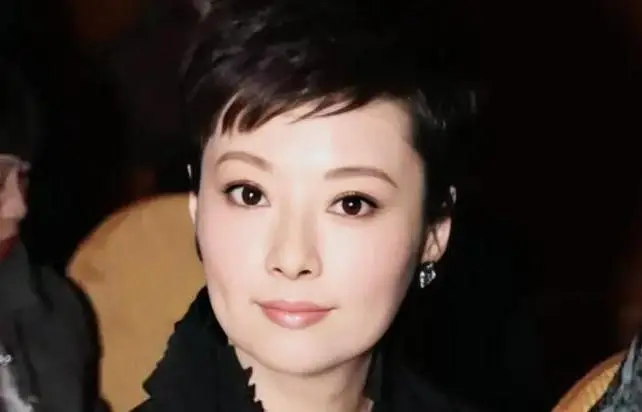 徐威与袁立十二年的恋情_张怡宁老公徐威前妻_金融家徐威与乒乓球运动员张怡宁