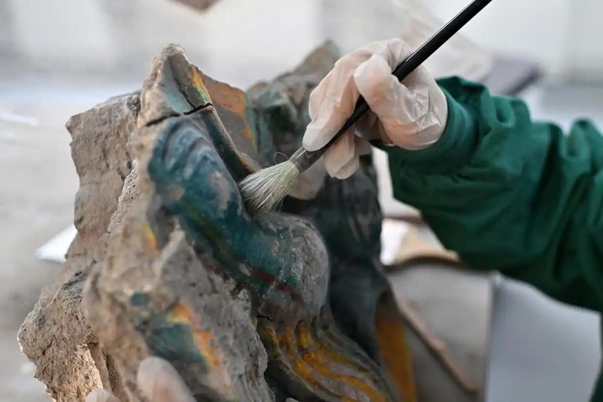 云冈大佛都被山西消防喊来上班_云冈石窟文物保护 数字化保护中心 90后文物医生