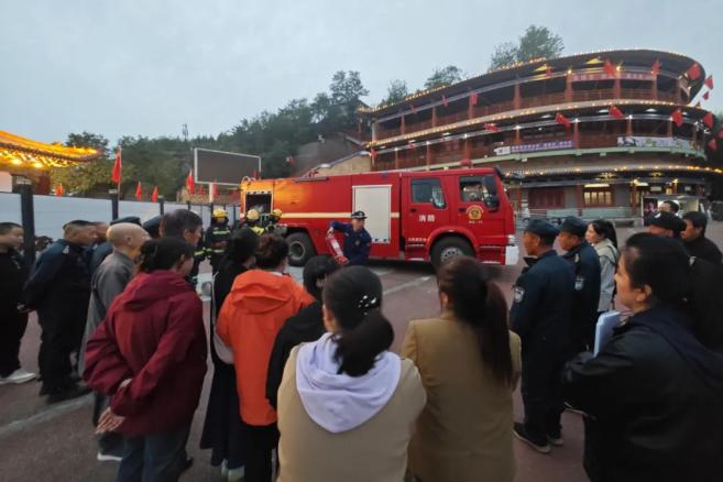 山西古建筑消防安全_山西觉山寺消防安全措施_云冈大佛都被山西消防喊来上班