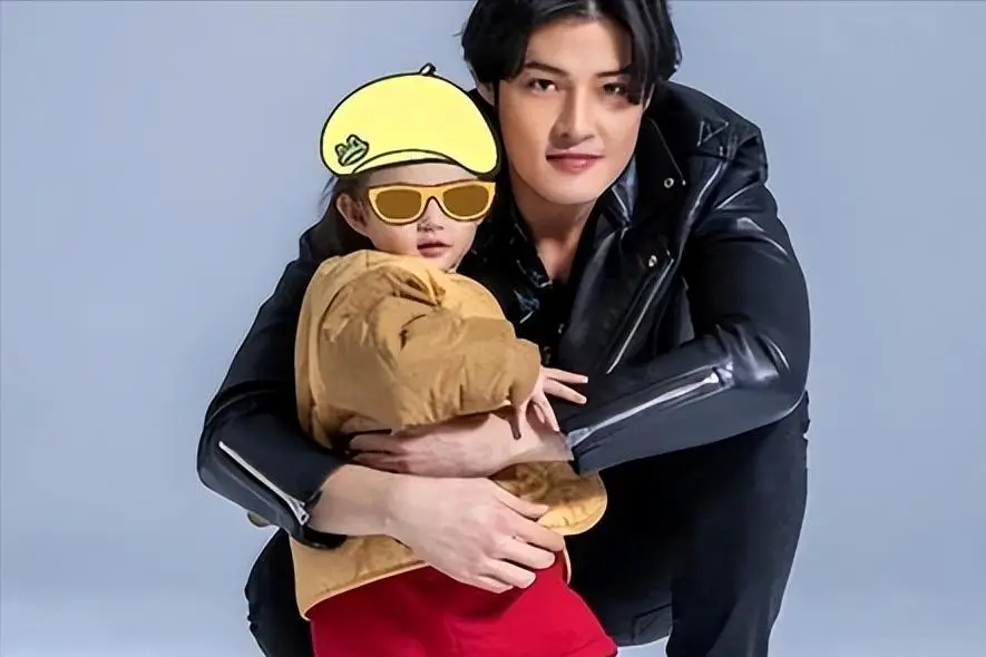 寇家瑞父亲背叛母亲婚姻故事_寇家瑞父亲_寇世勋双妻家庭对孩子心理影响