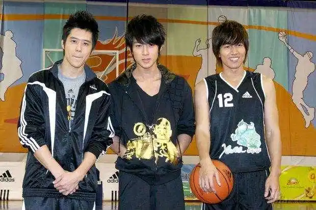 寇家瑞父亲_寇家瑞未结婚原因_寇世勋儿子现状