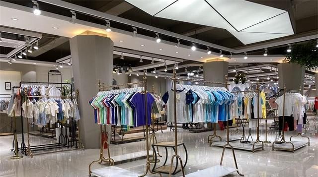 服装店销售技巧_服装店生意火爆秘诀_时尚服装店