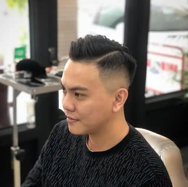 男生发型名称图片_男士短发型推荐_夏季男士清爽发型