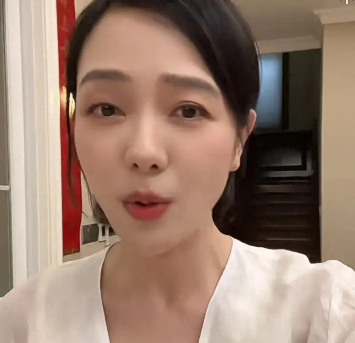 翻车？汪涵老婆杨乐乐晒出特种兵的一天，评论区炸锅了，网友怒了