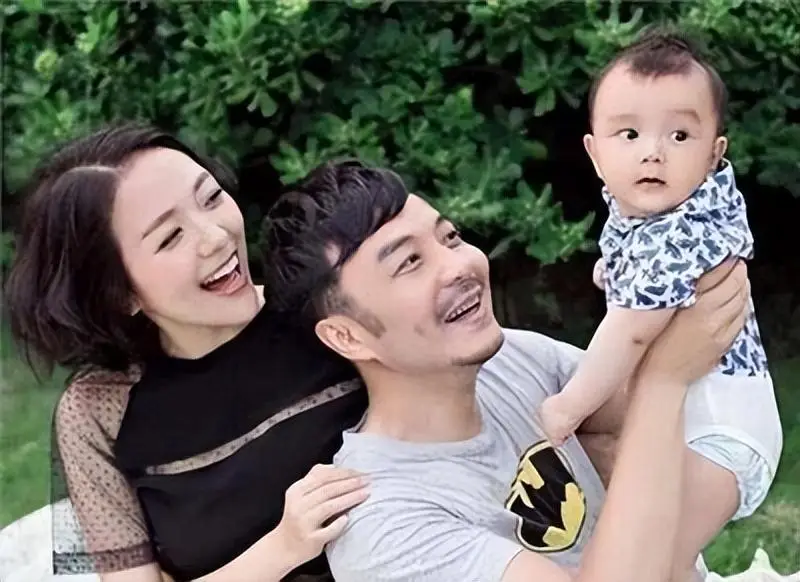 杨乐乐主持生涯发展历程_杨乐乐汪涵婚姻经历_杨乐乐回应独自手术汪涵未陪同