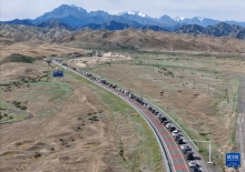 蜡笔小新下载_蜡笔小新剧场版 灼热的春日部舞者 印度 阿呆决裂