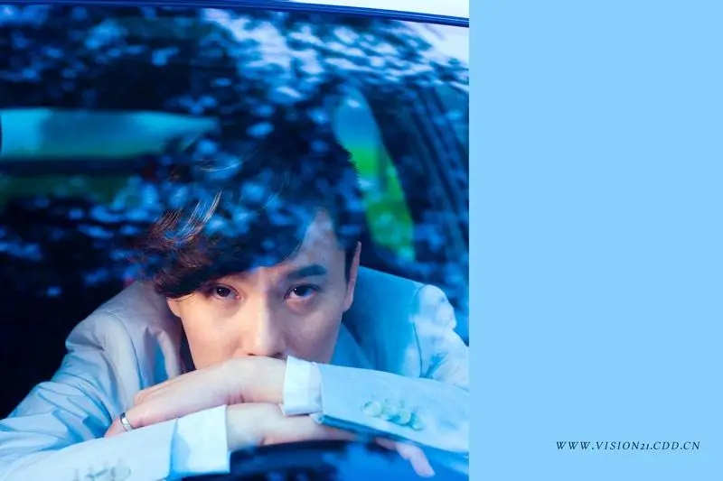 张信哲感情经历_张信哲朱小妹照片_张信哲情歌教主爱情故事