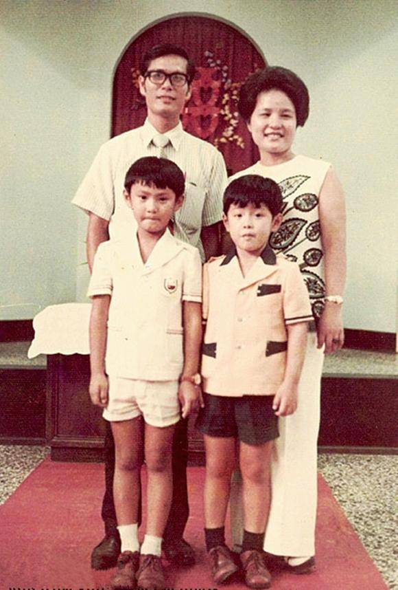 谢丽金喜欢张信哲_张信哲 未婚原因_张信哲 初恋故事