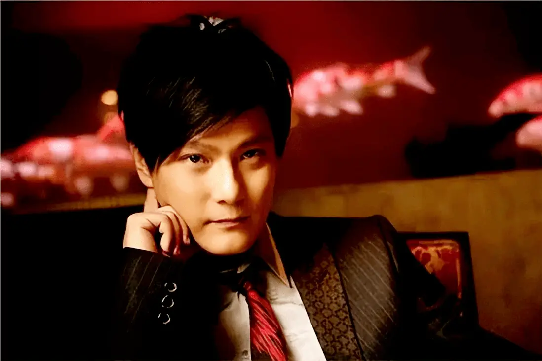 谢丽金喜欢张信哲_张信哲 初恋故事_张信哲 未婚原因