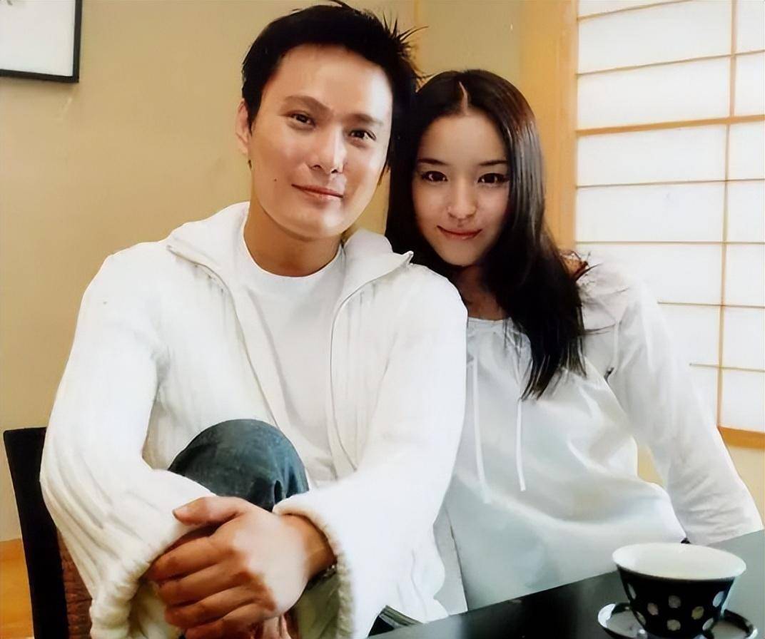 谢丽金喜欢张信哲_张信哲 未婚原因_张信哲 初恋故事