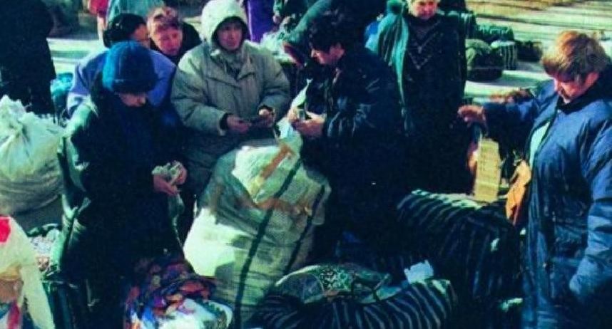 中国商人俄罗斯冒险_K3国际列车劫案_普法栏目剧中俄国际列车大劫案