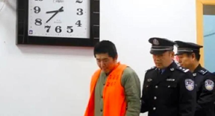 中国商人俄罗斯冒险_K3国际列车劫案_普法栏目剧中俄国际列车大劫案