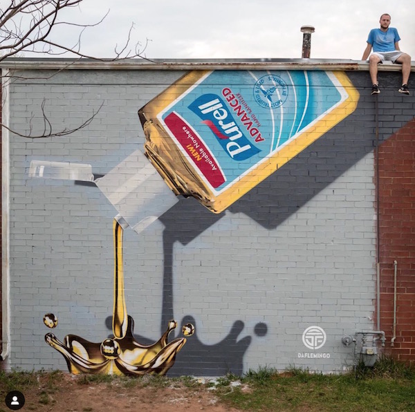 街头涂鸦艺术家新冠病毒主题作品_疫情期间城市街头艺术创作_艺术涂鸦