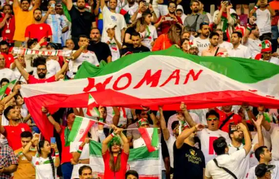 劳工死亡与政治抗议_卡塔尔世界杯背景与争议_世界杯时事评论